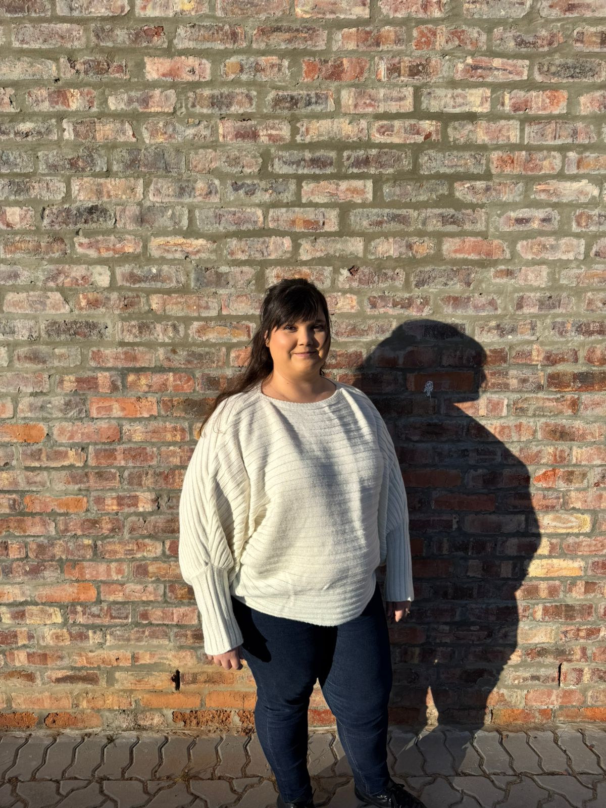 Alyssha, Office Administrator